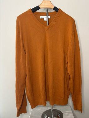 Amazon Essentials Men's V-Neck Sweater - Rust Orange